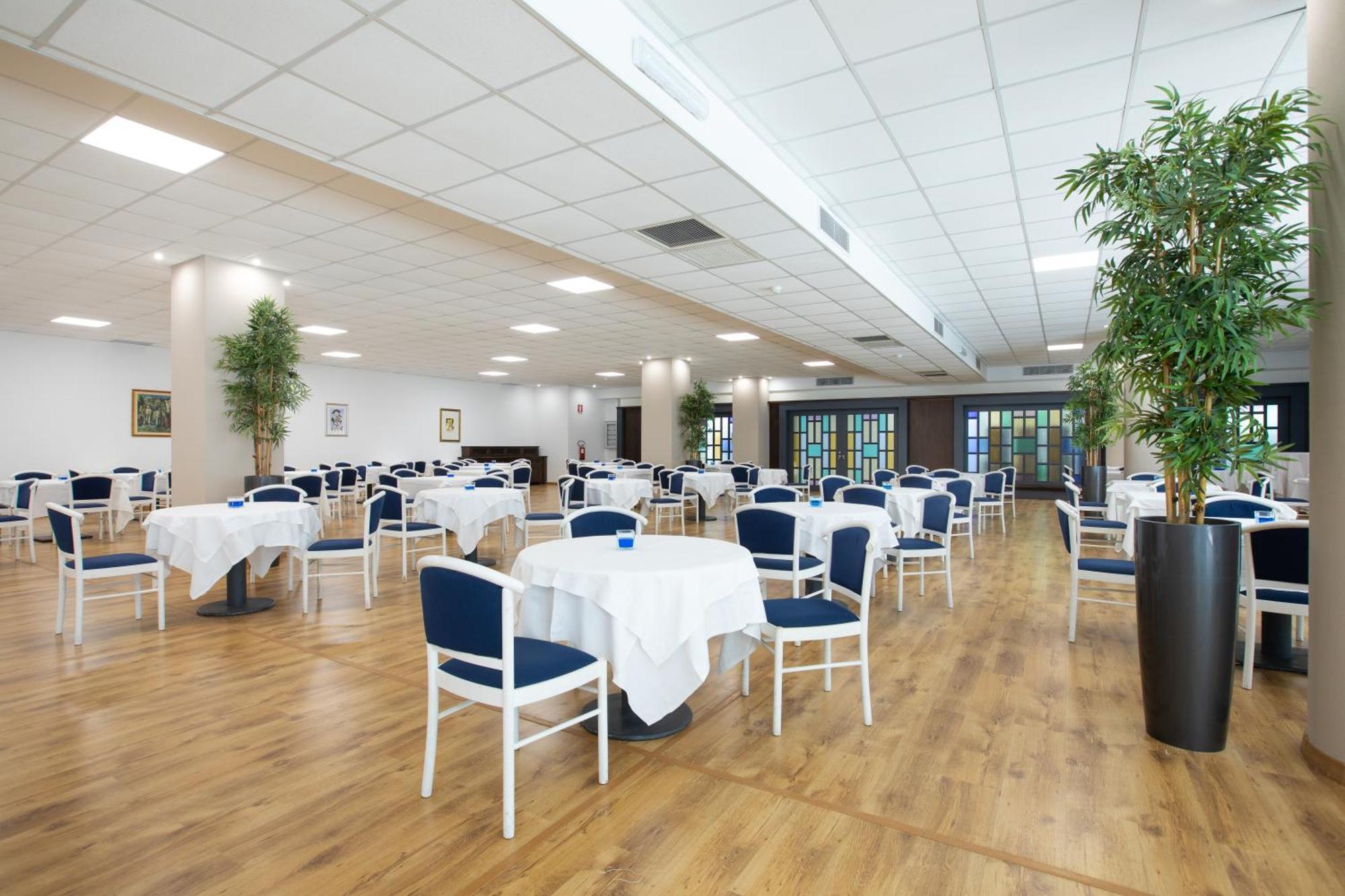 Lu' Hotel Carbonia Kültér fotó