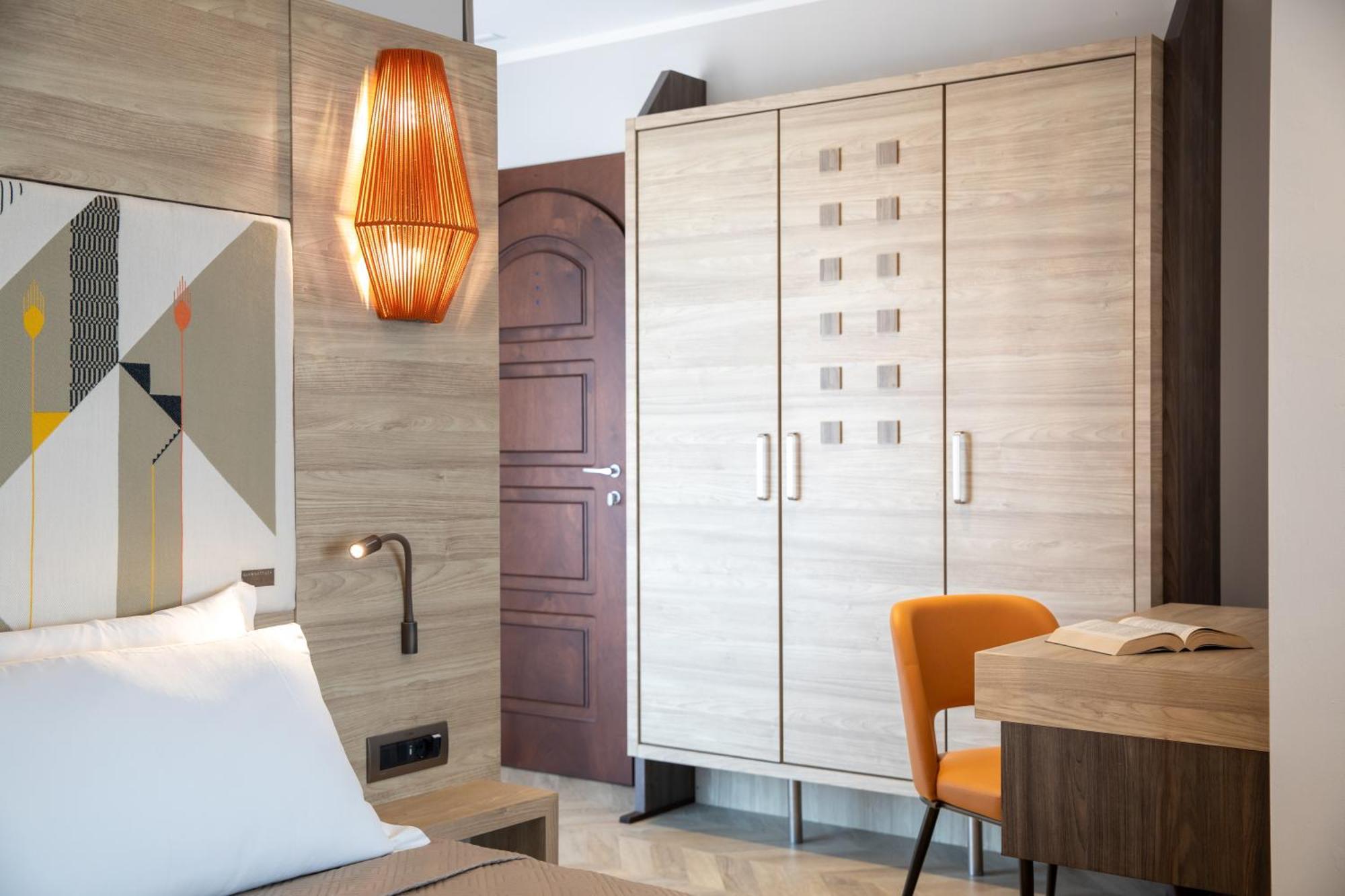 Lu' Hotel Carbonia Kültér fotó