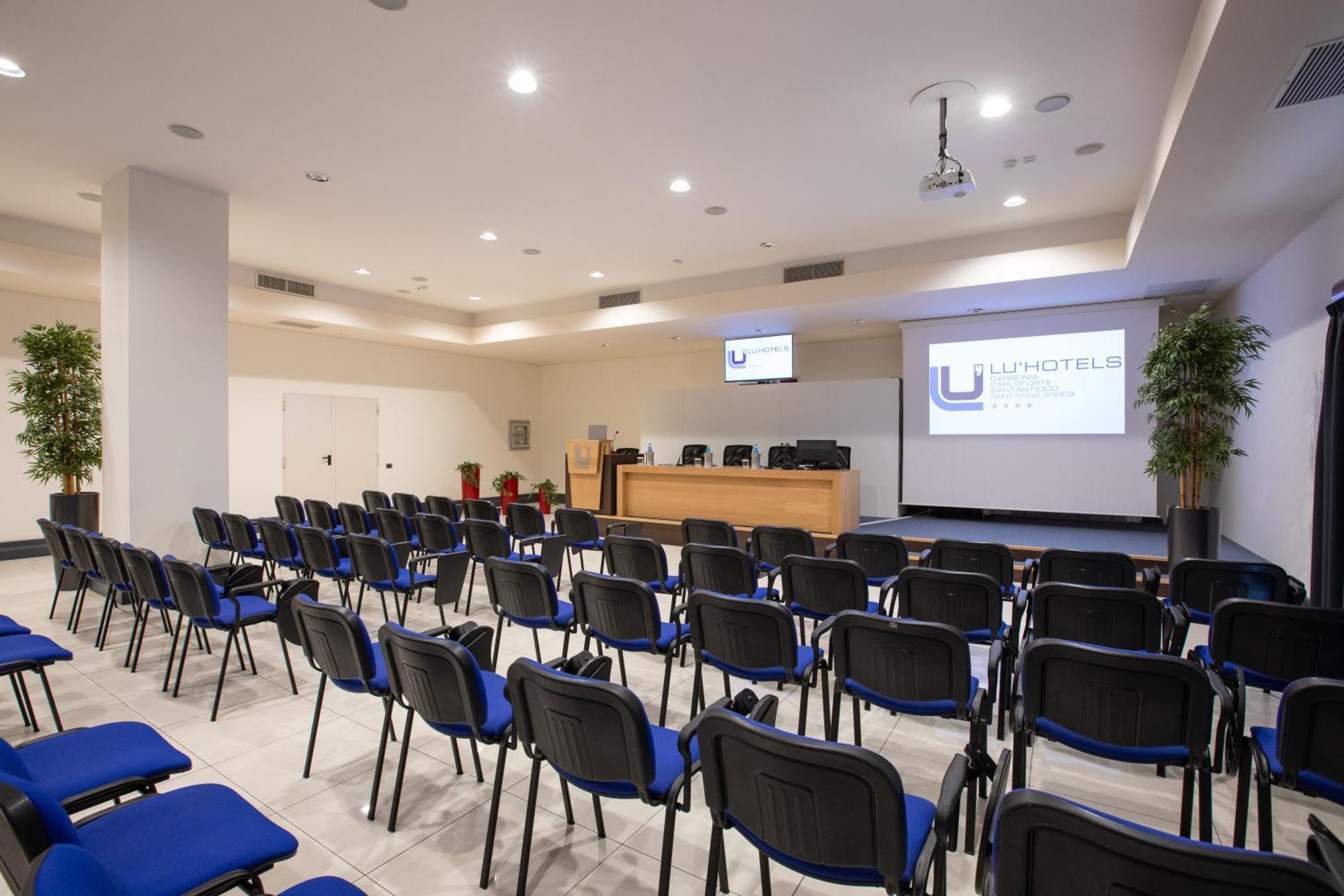 Lu' Hotel Carbonia Kültér fotó